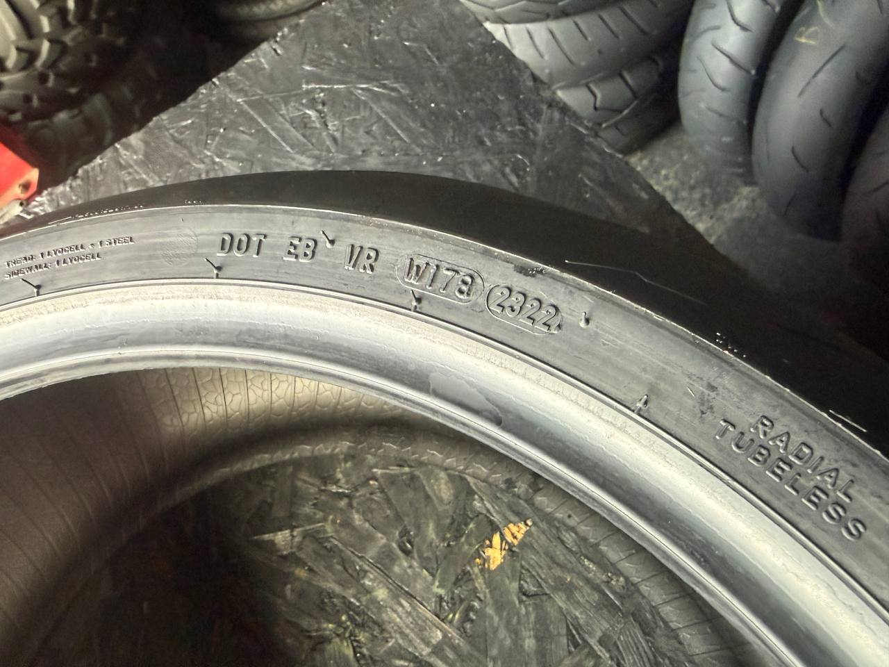 240/45 R17 Pirelli Diablo Rosso III