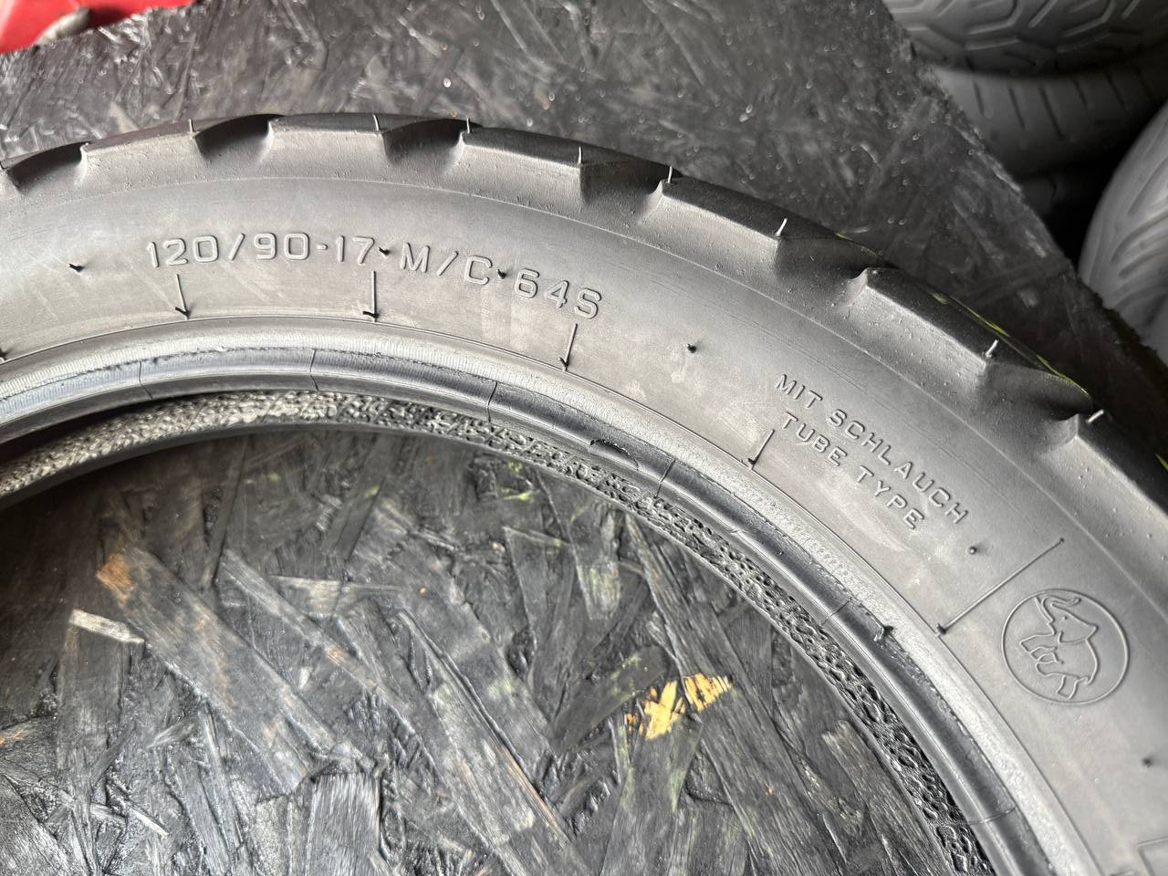 120/90 R17 Metzeler Tourance