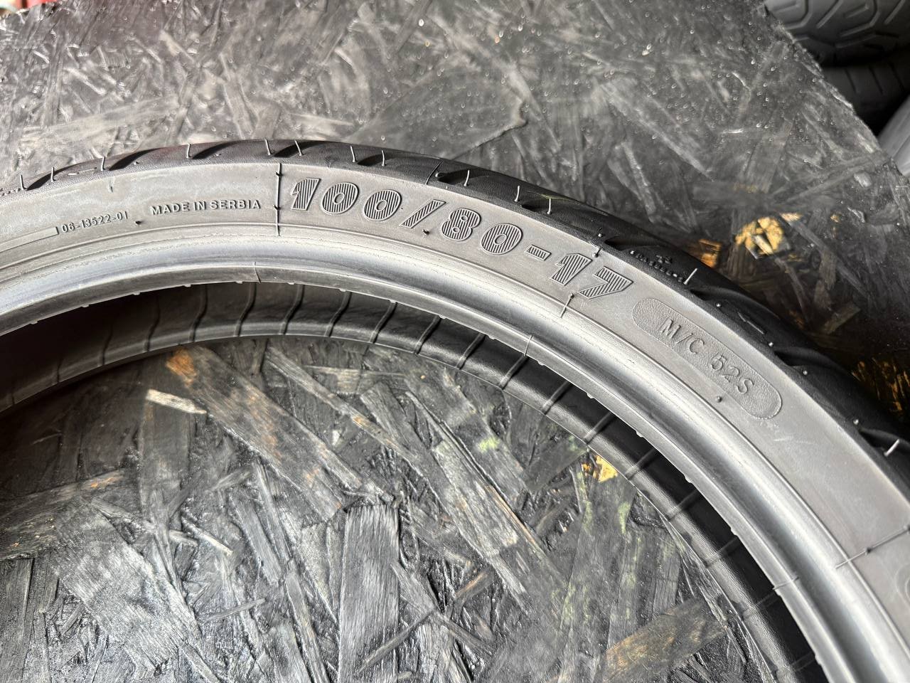 100/80 R17 Michelin Pilot Street