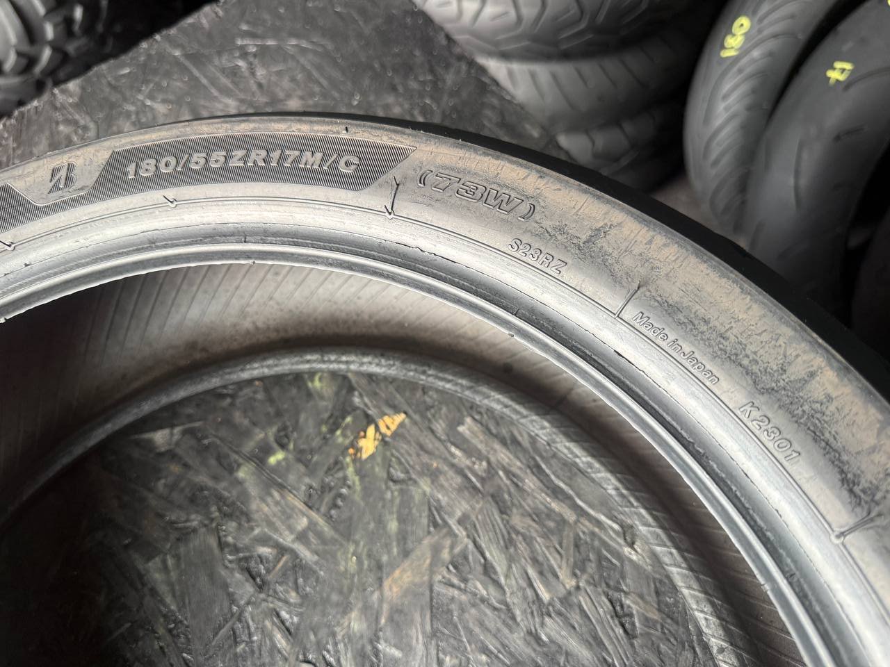 180/55 R17 Bridgestone Battlax Hypersport S23R