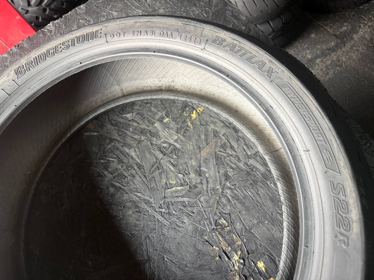 180/55 R17 Bridgestone Battlax Hypersport S22R