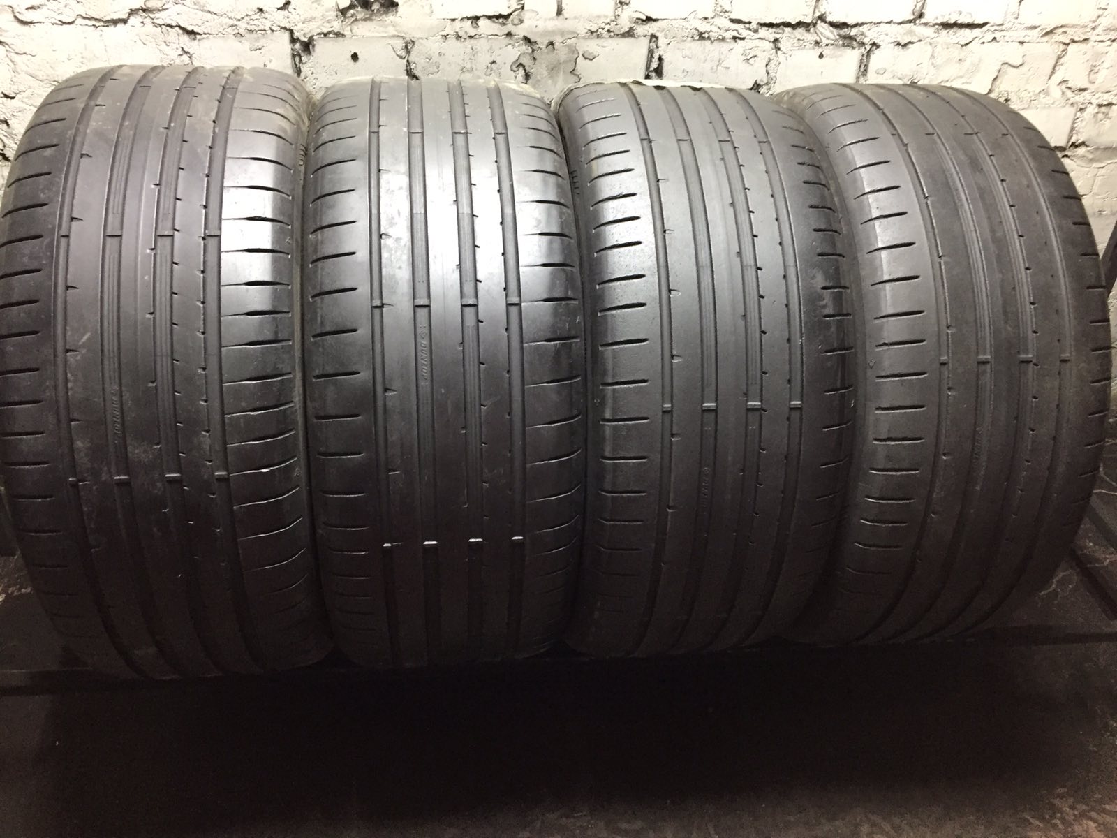 225/40 R18 Dunlop Sport Maxx RT2