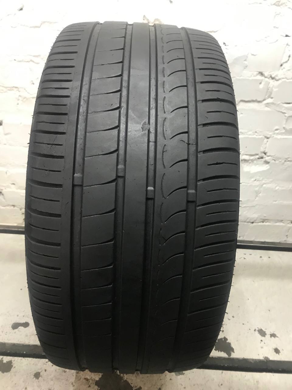 245/40 R18 Austone Athena SP-701