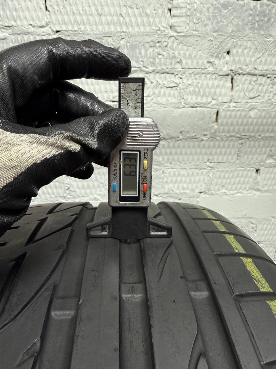 245/35 R18 Bridgestone Potenza S001