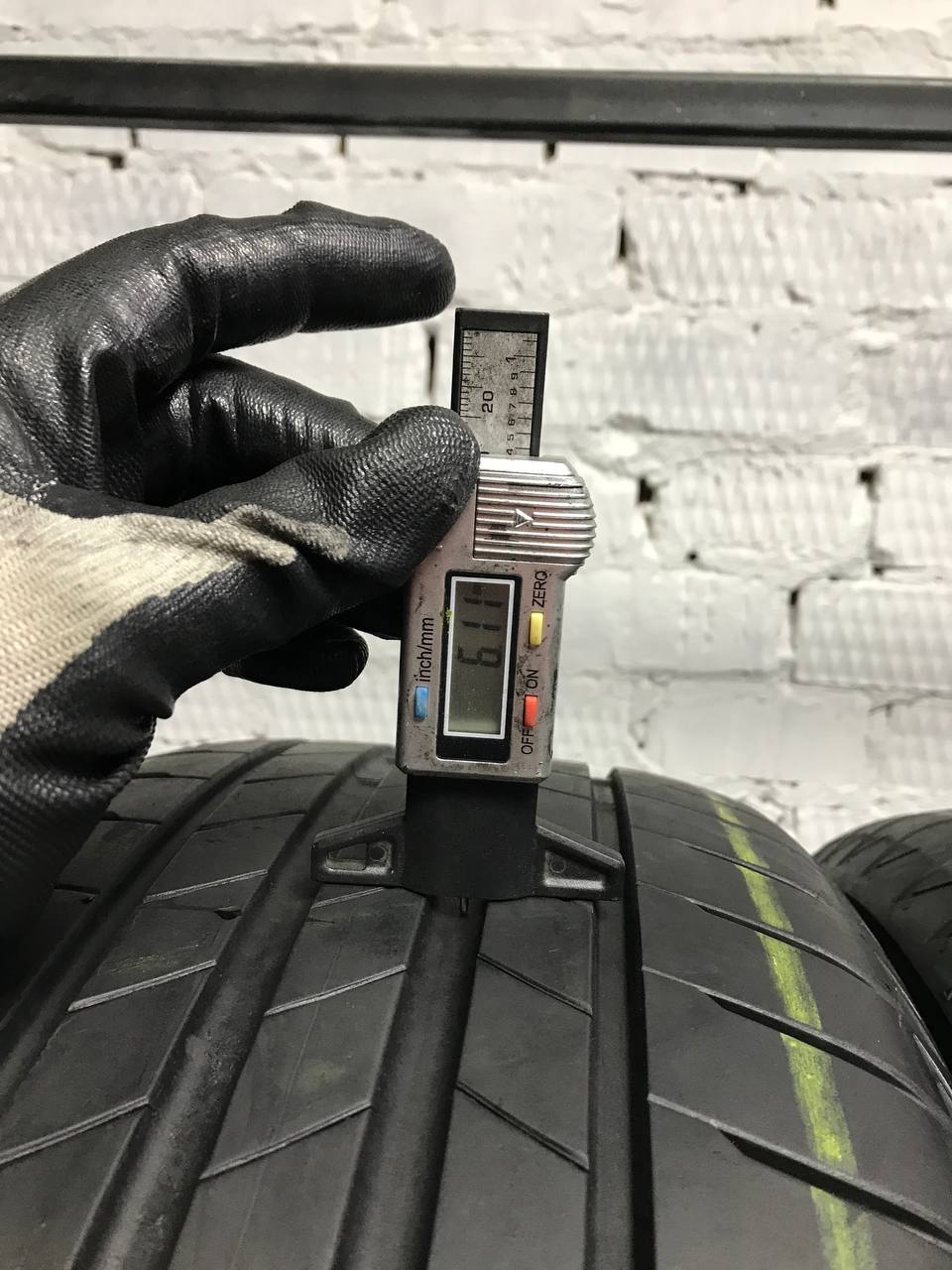 225/55 R17 Bridgestone Turanza T005