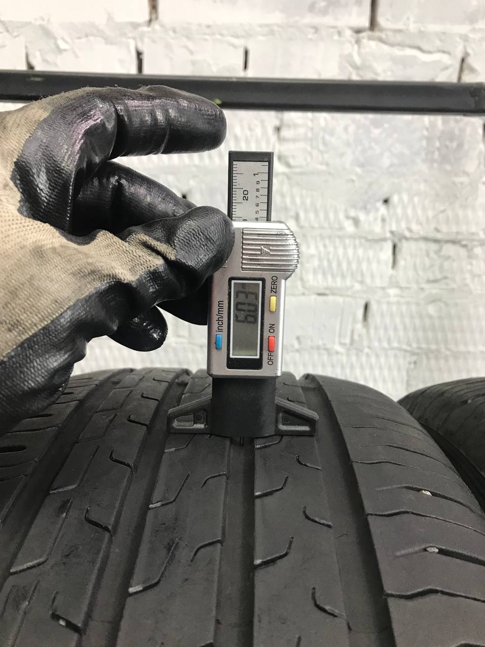 235/55 R18 Continental EcoContact 6