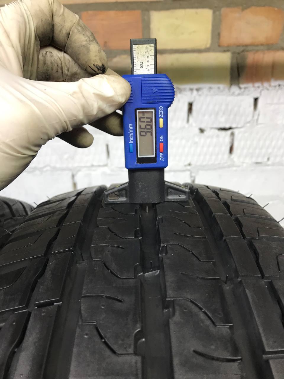 215/65 R16C BF Goodrich Activan