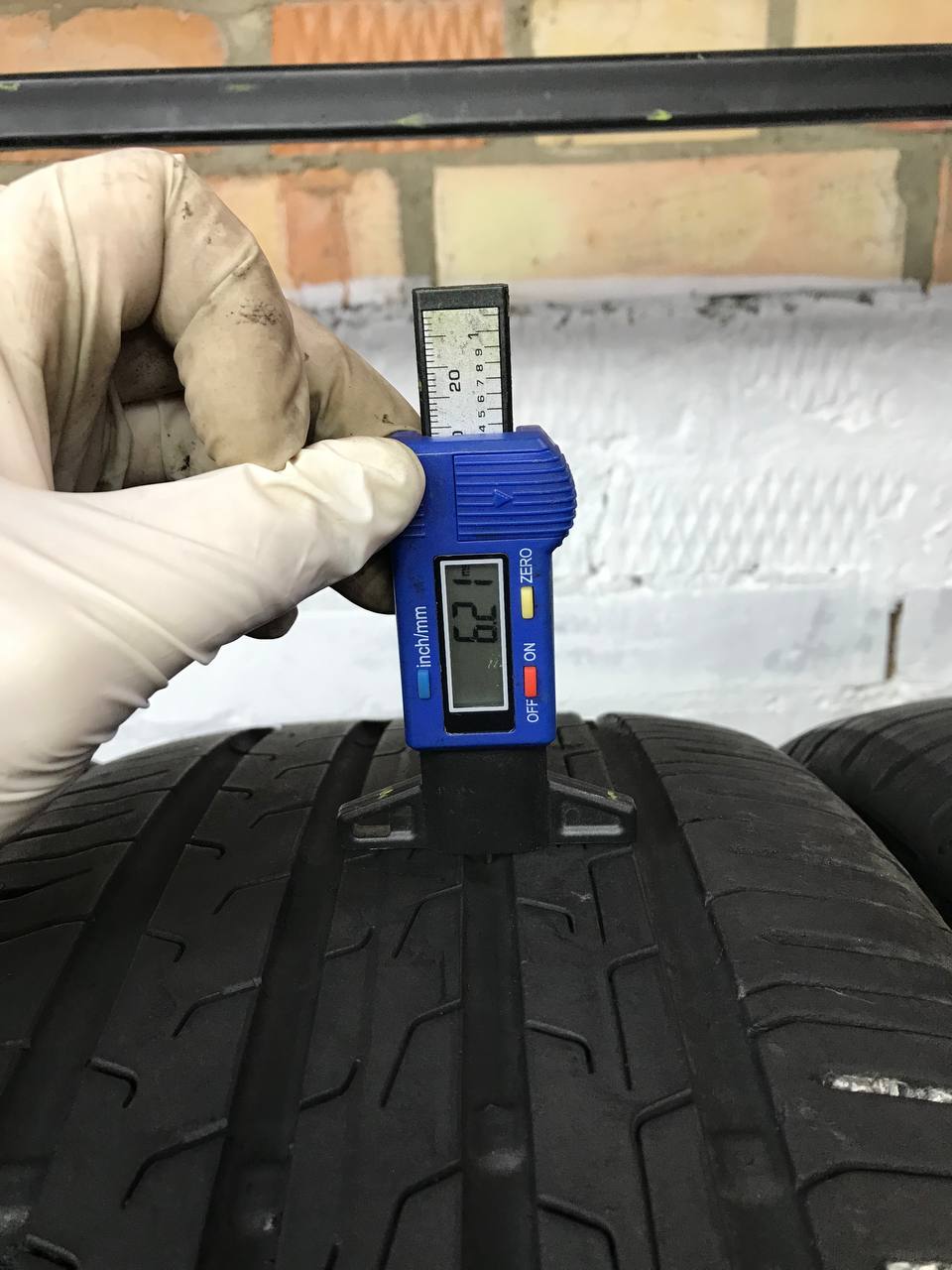 235/45 R20 Continental EcoContact 6