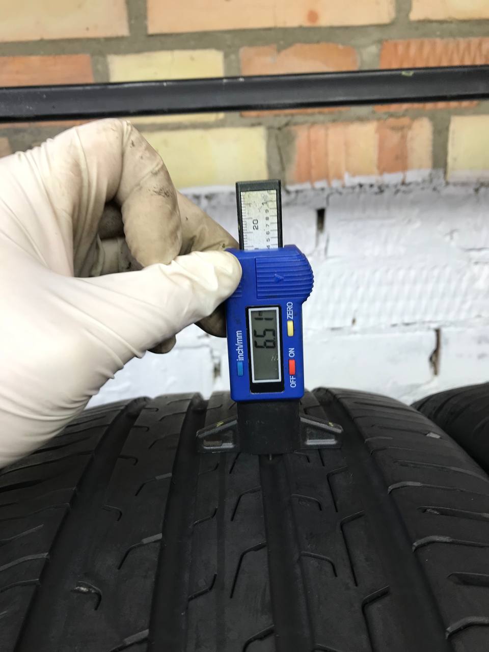 235/45 R20 Continental EcoContact 6