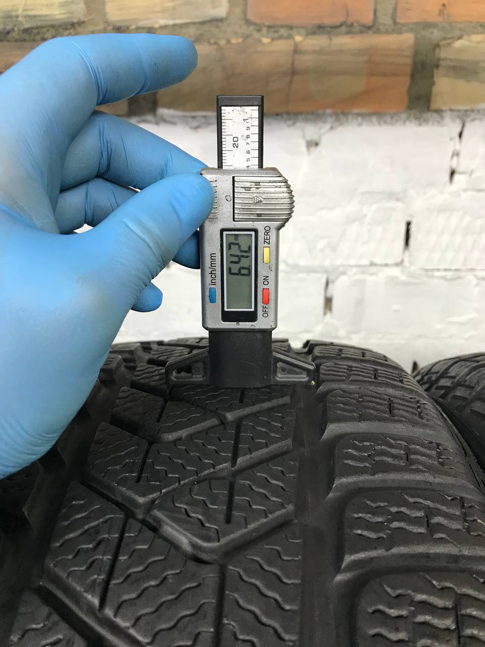 215/55 R18 Pirelli Winter SottoZero 3