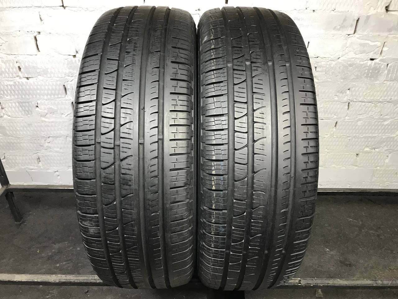 215/65 R16 Pirelli Scorpion Verde All Season