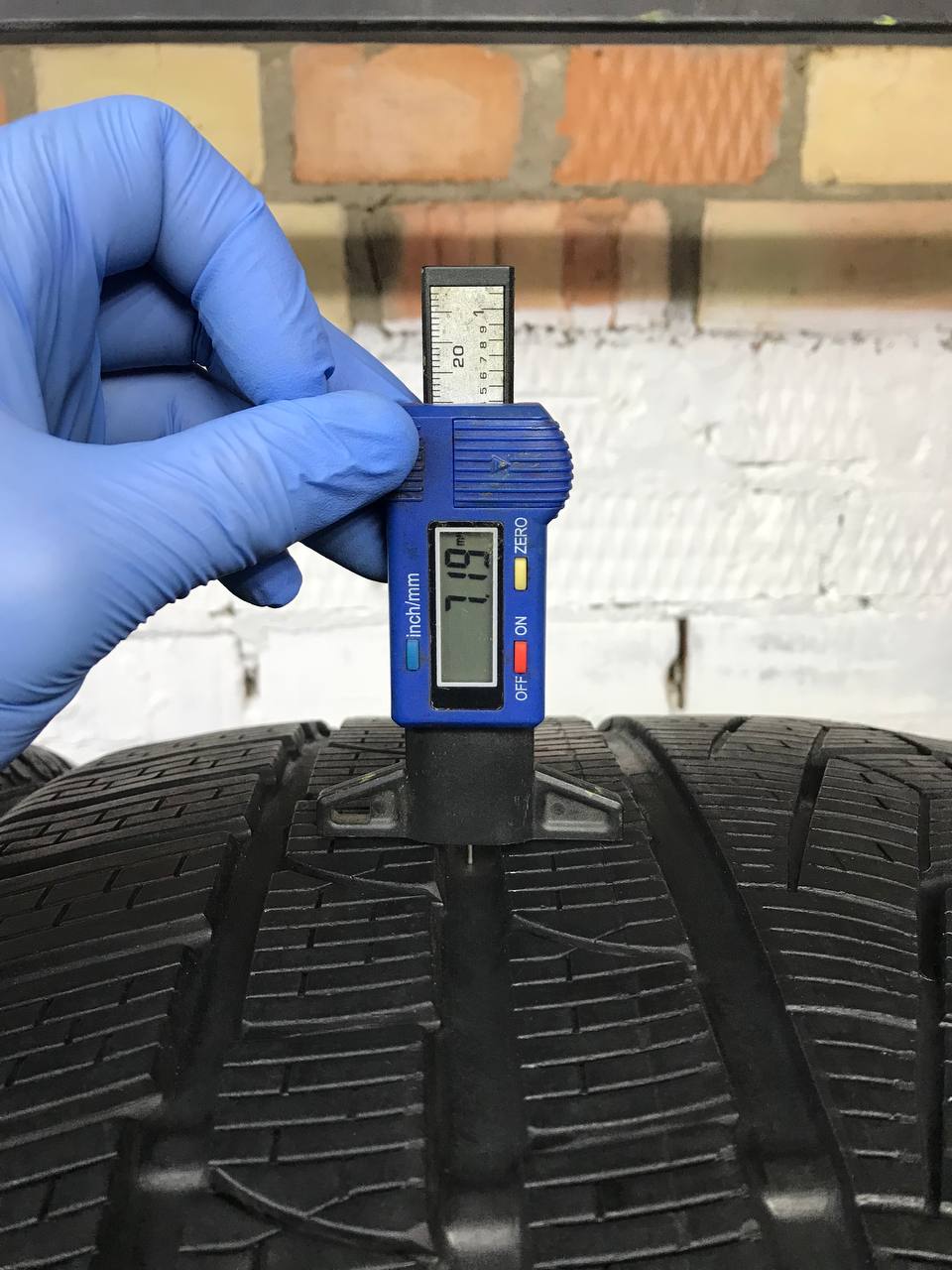 295/30 R20 Pirelli Sottozero Winter 270 serie II