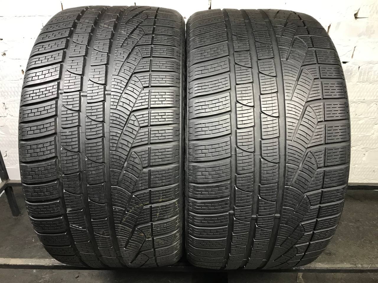 295/30 R20 Pirelli Sottozero Winter 270 serie II