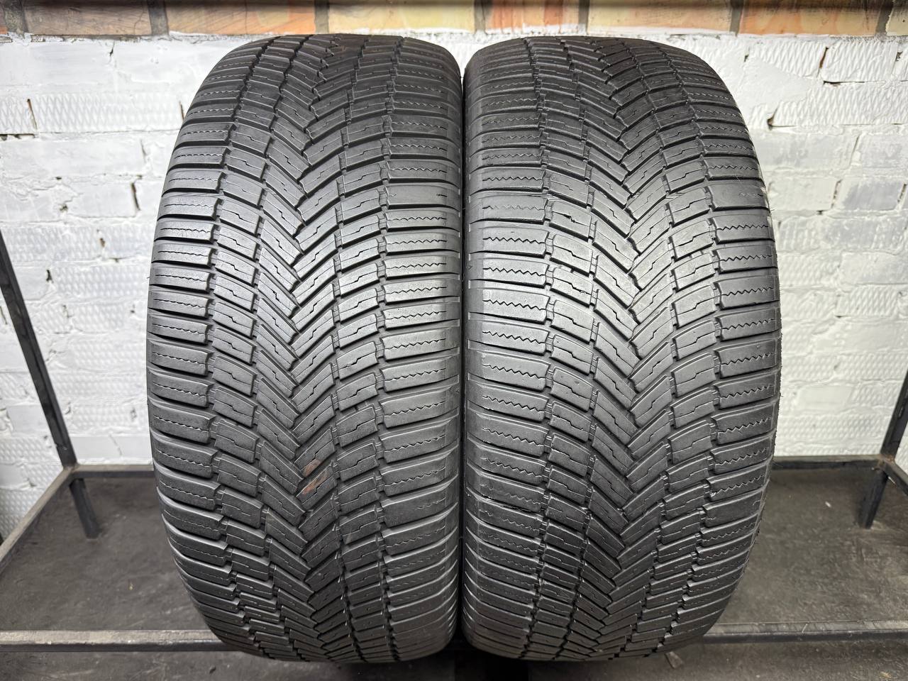 275/45 R21 Bridgestone Weather Control A005 EVO