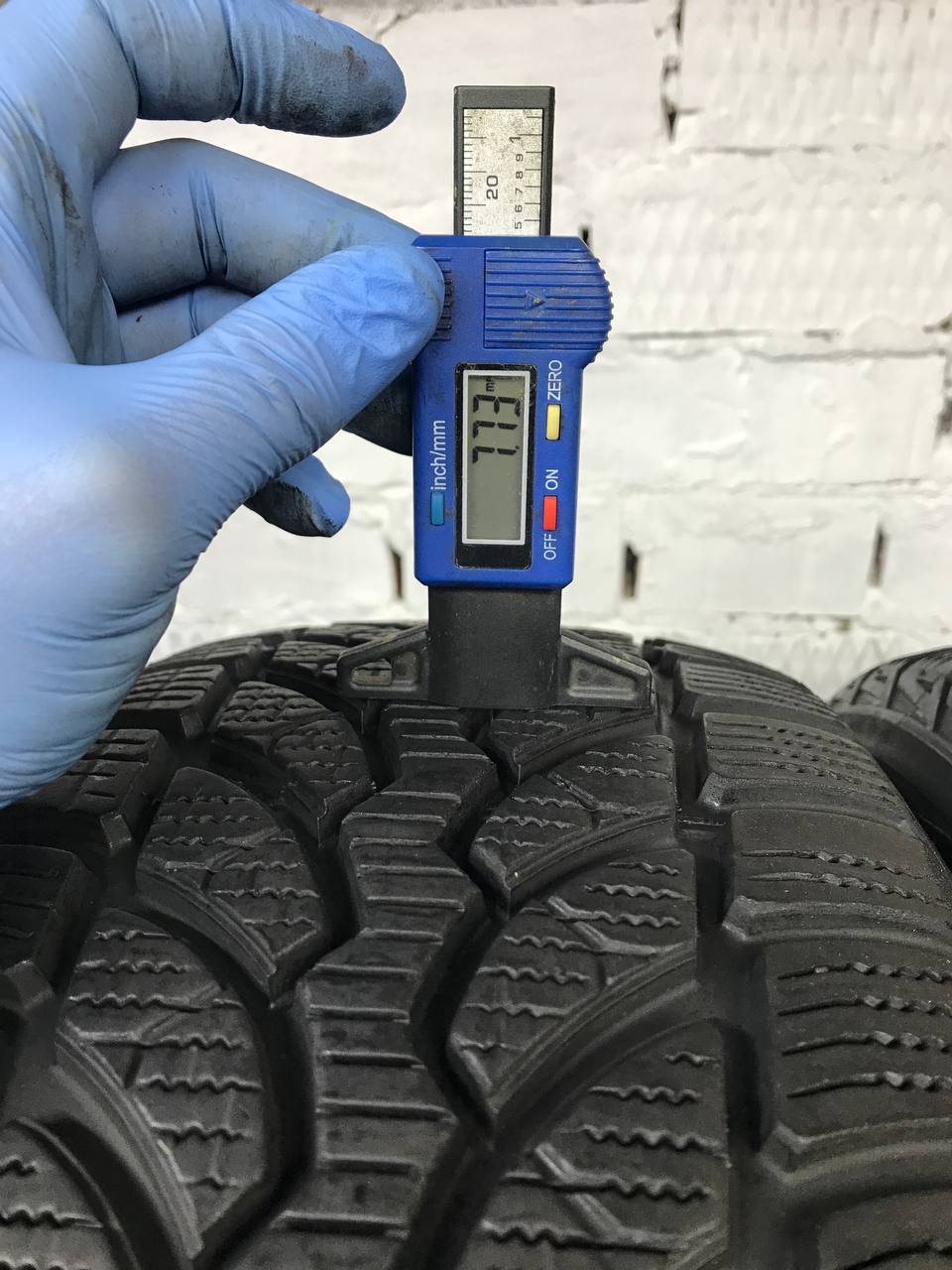 195/55 R16 Bridgestone Blizzak LM32