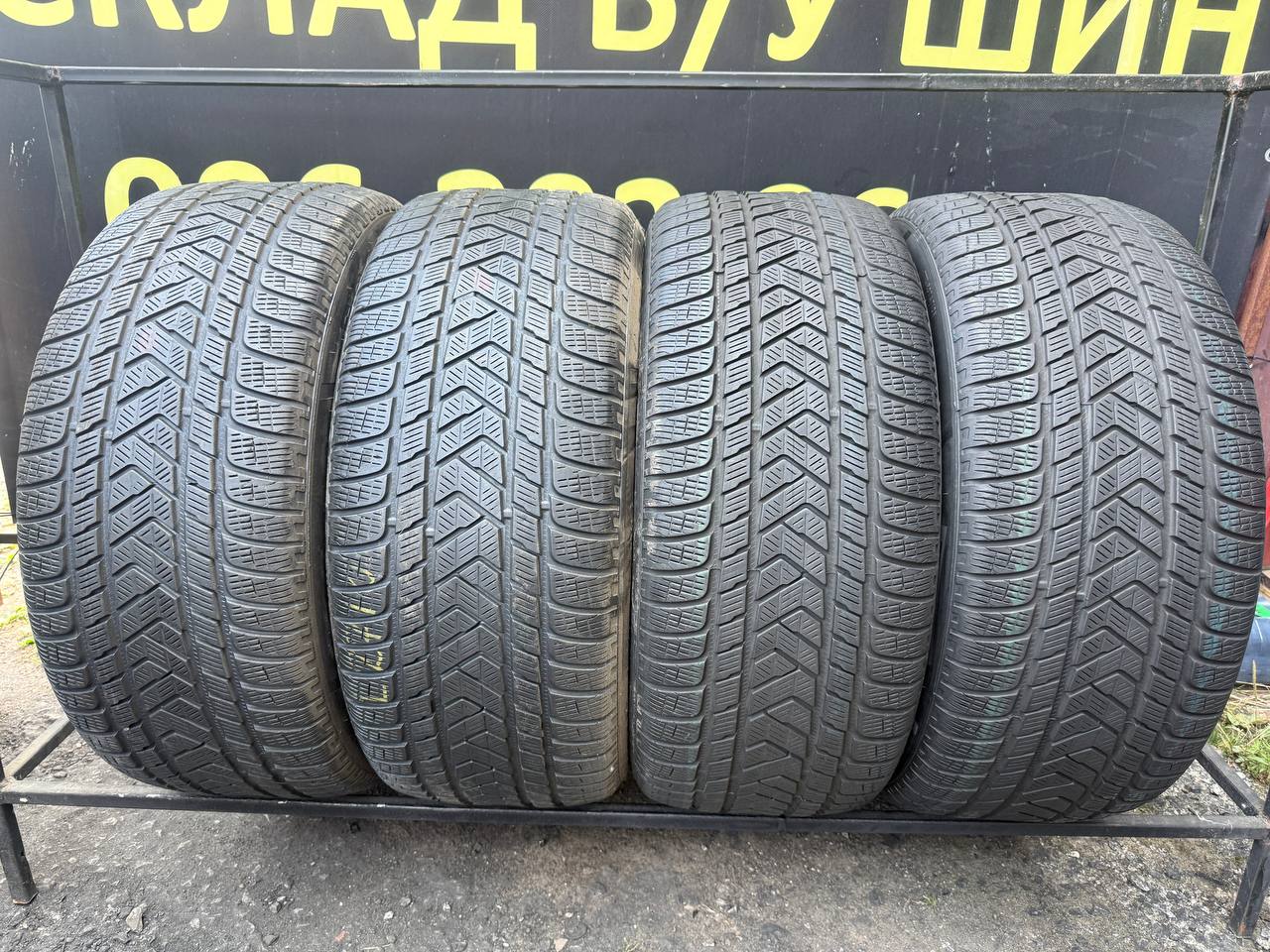265/50 R19 Pirelli Scorpion Winter