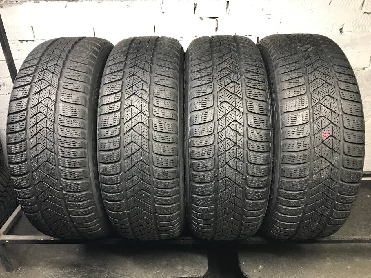 225/55 R17 Pirelli Winter SottoZero 3