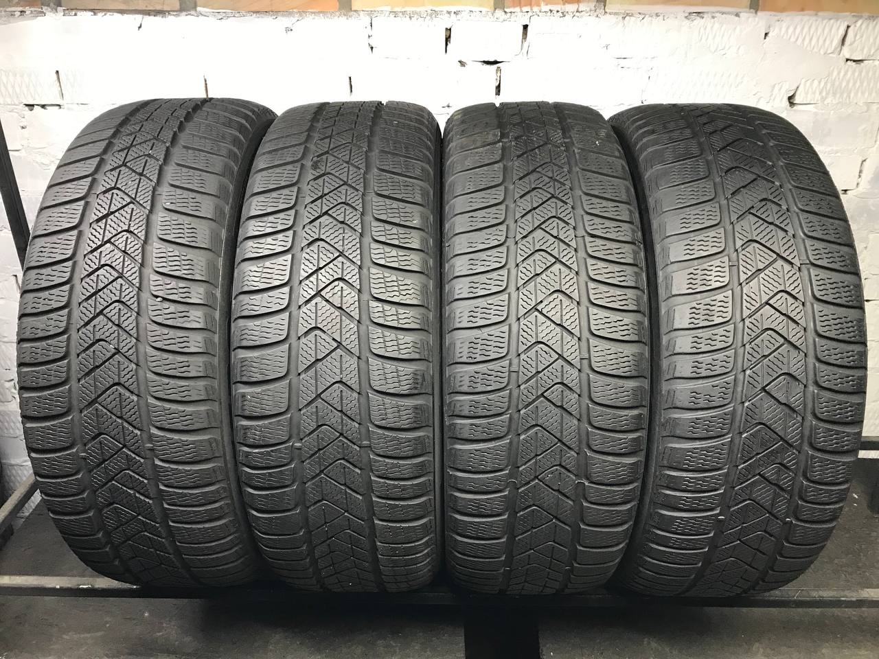 225/55 R17 Pirelli Winter SottoZero 3