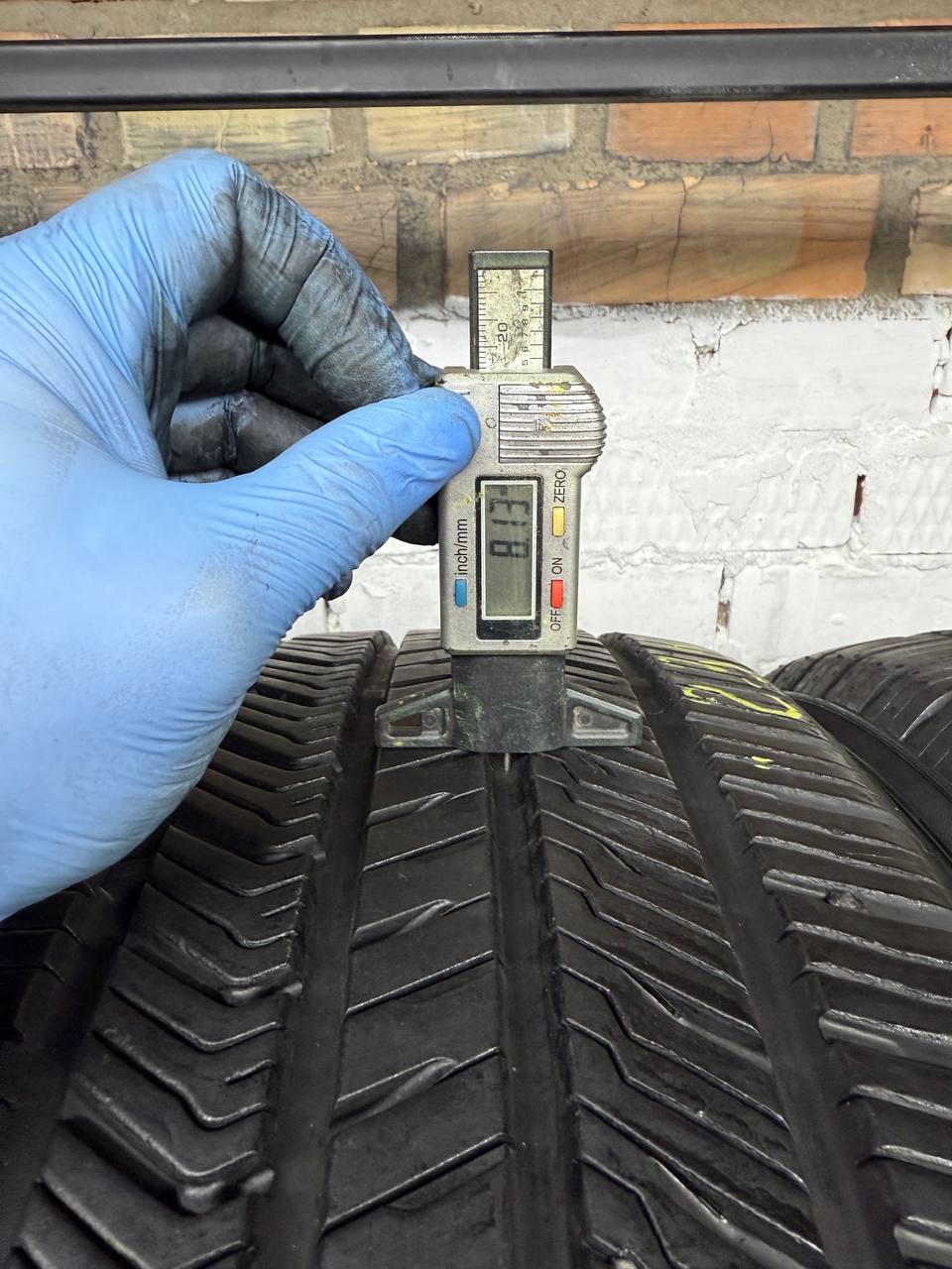 235/45 R20 Yokohama Geolandar X-CV G057