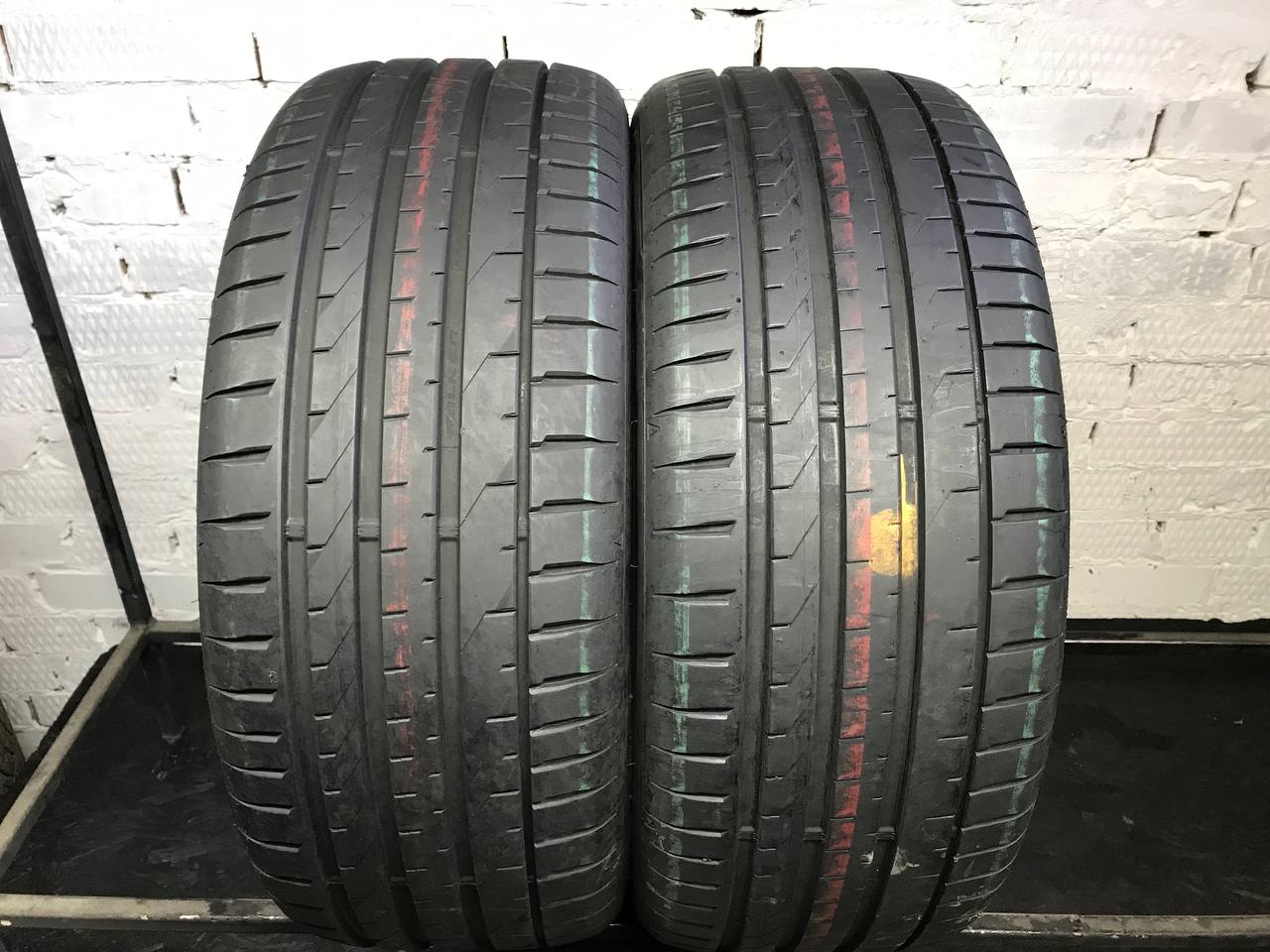 245/45 R19 Falken Azenis FK520