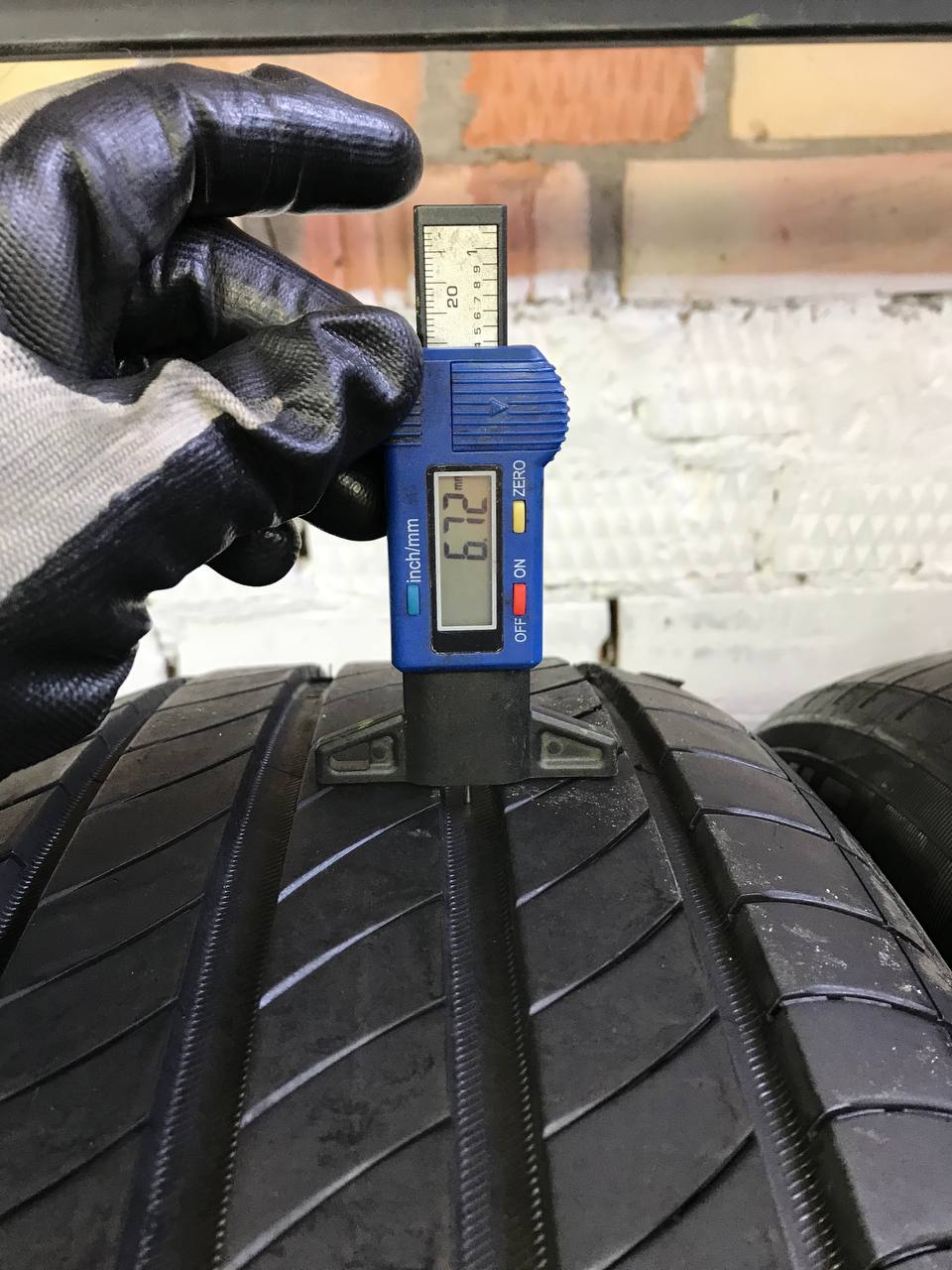 235/45 R20 Michelin Primacy 4