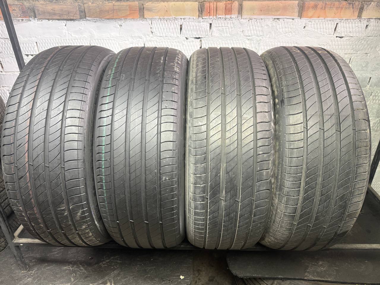 235/45 R20 Michelin Primacy 4