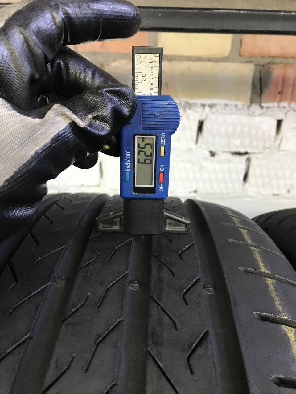 255/45 R20 Continental EcoContact 6Q