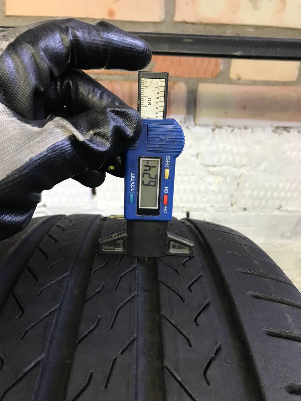 255/45 R20 Continental EcoContact 6Q