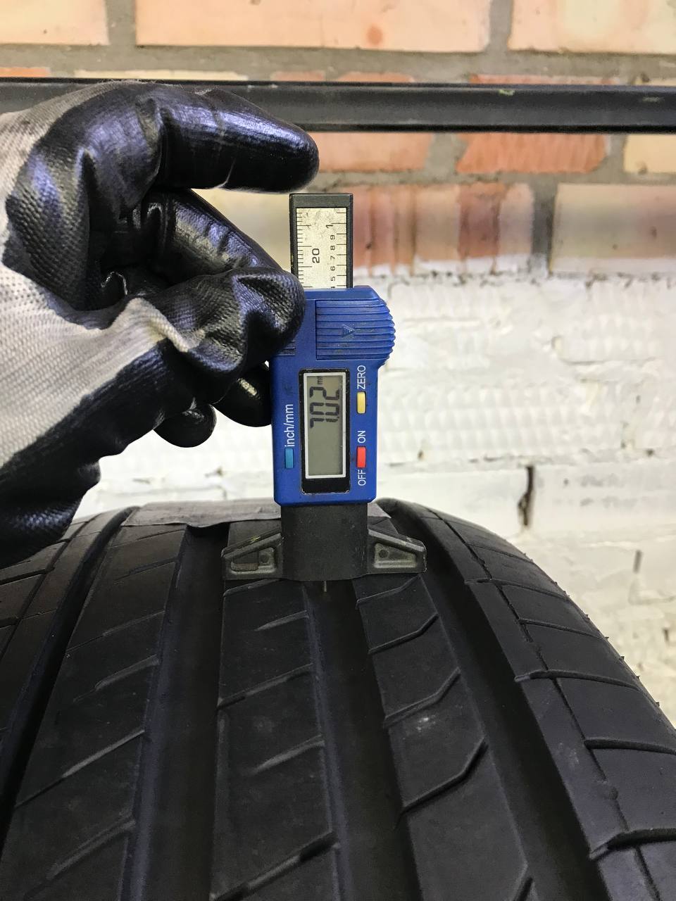 235/55 R19 Nexen NFera SU1