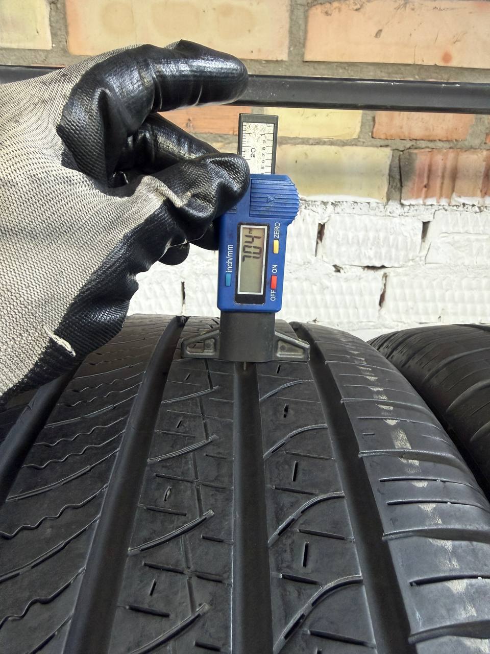 235/60 R18 Pirelli Scorpion Zero All Season