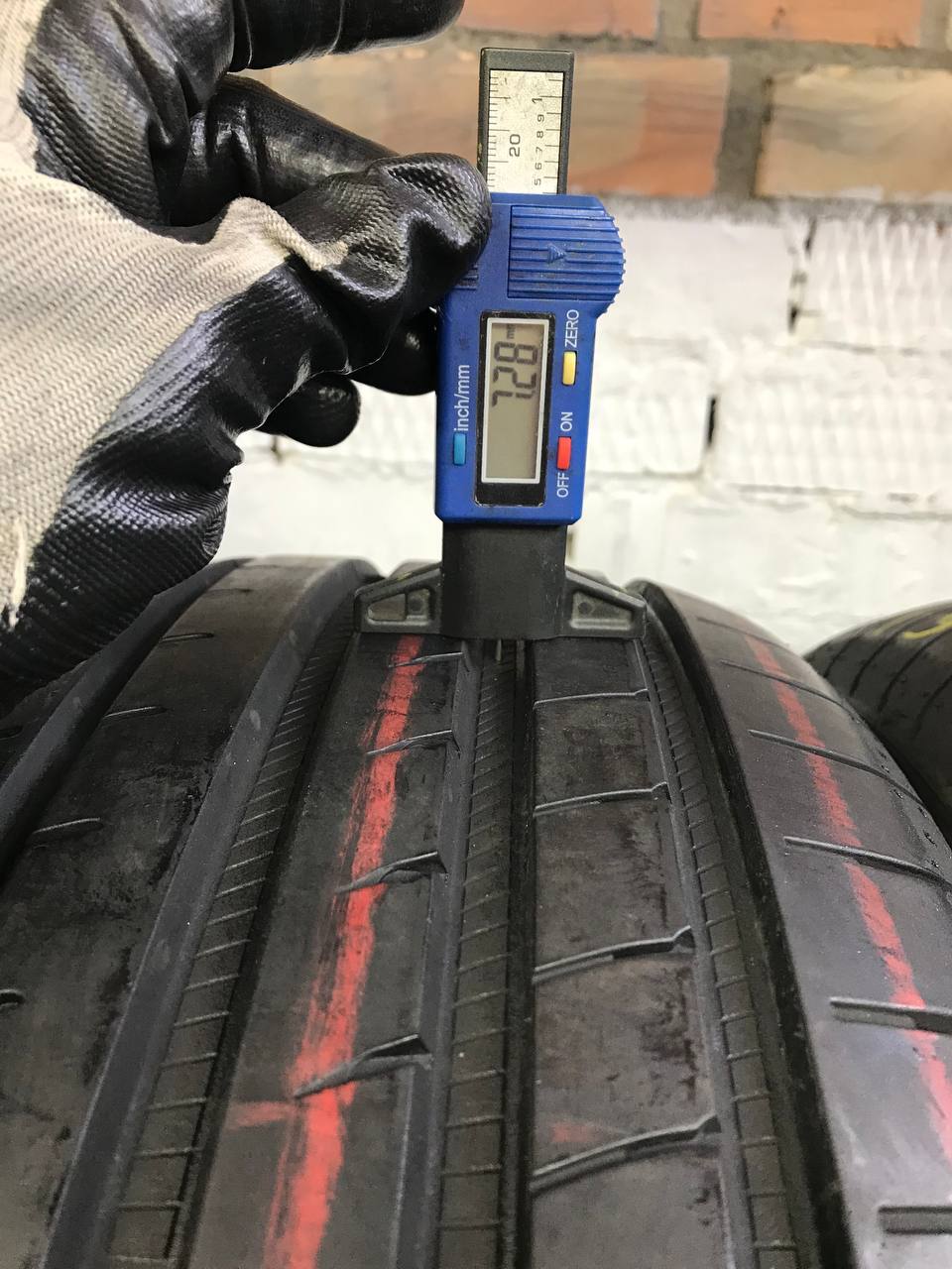 235/45 R19 Good Year Eagle F1 Asymmetric 3