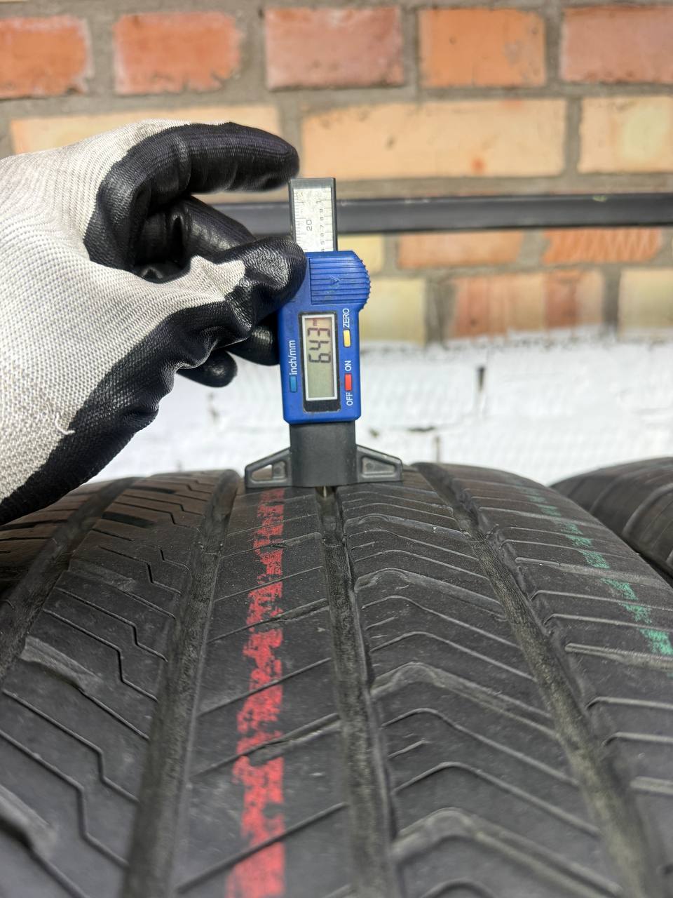 265/50 R20 Yokohama Geolandar X-CV G057