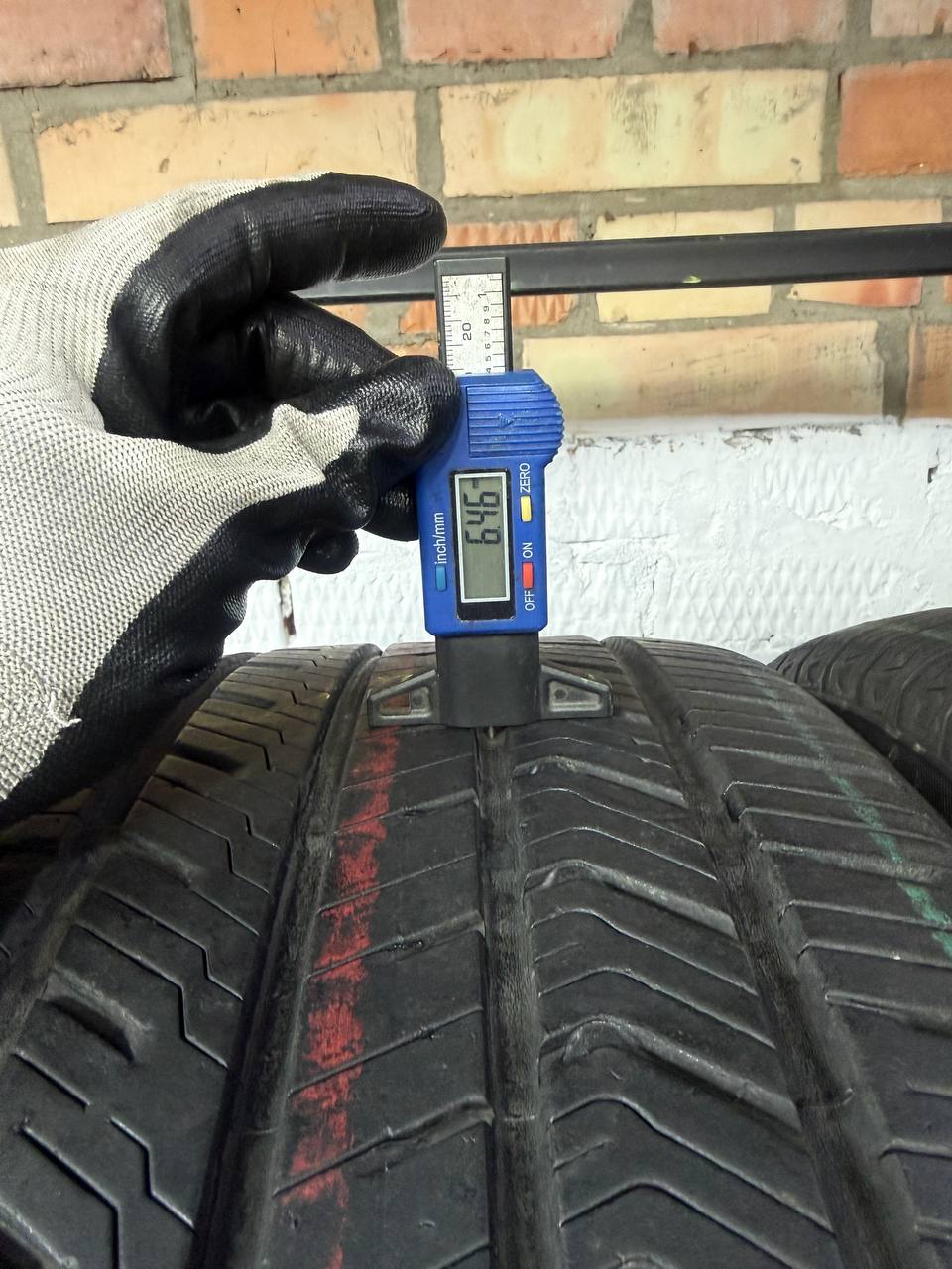 265/50 R20 Yokohama Geolandar X-CV G057