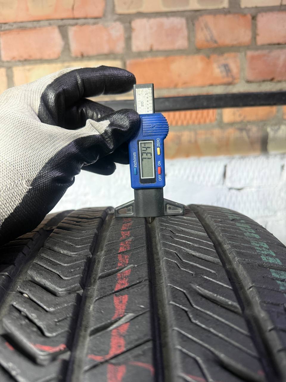 265/50 R20 Yokohama Geolandar X-CV G057