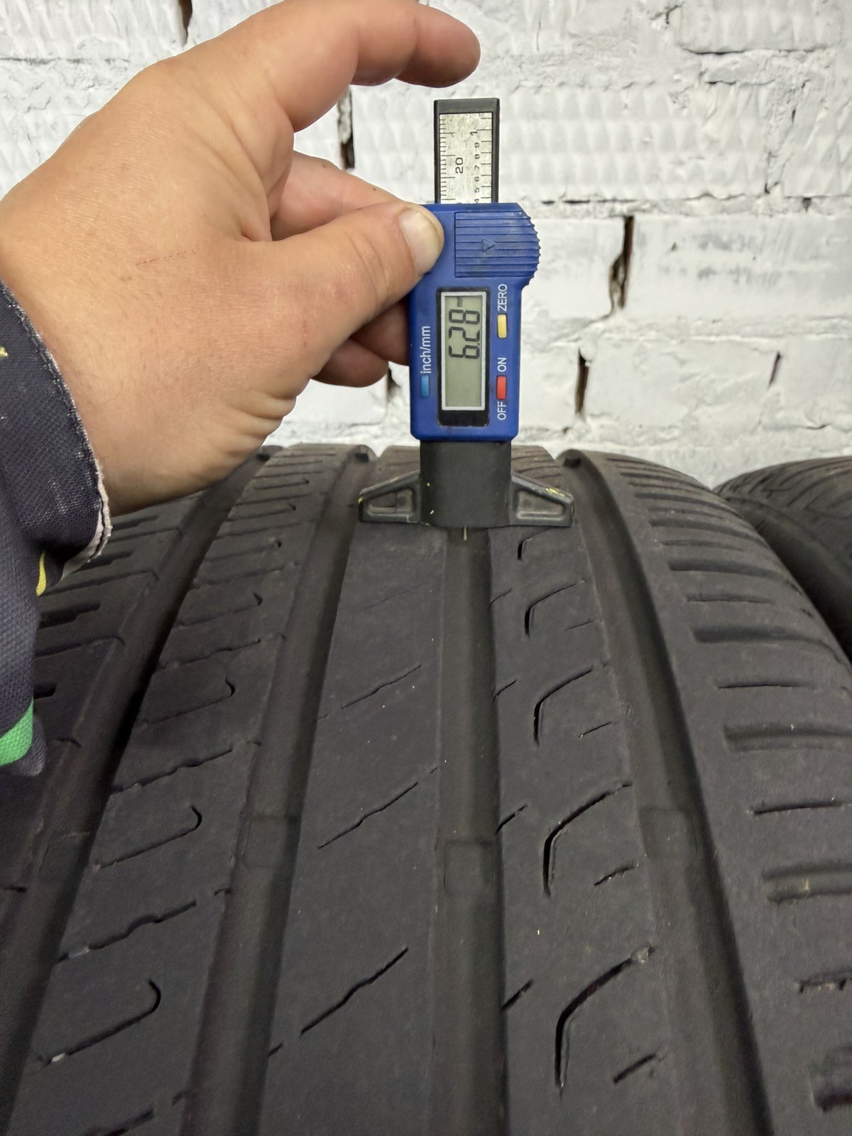 235/45 R17 Barum Bravuris 5 HM