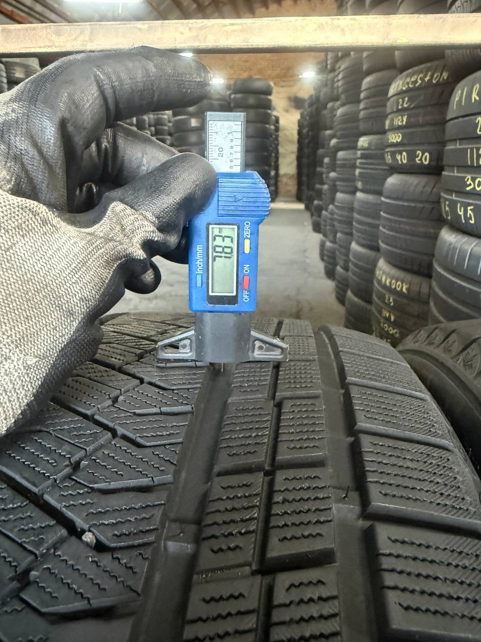 245/40 R20 Triangle Snowlink TWT02