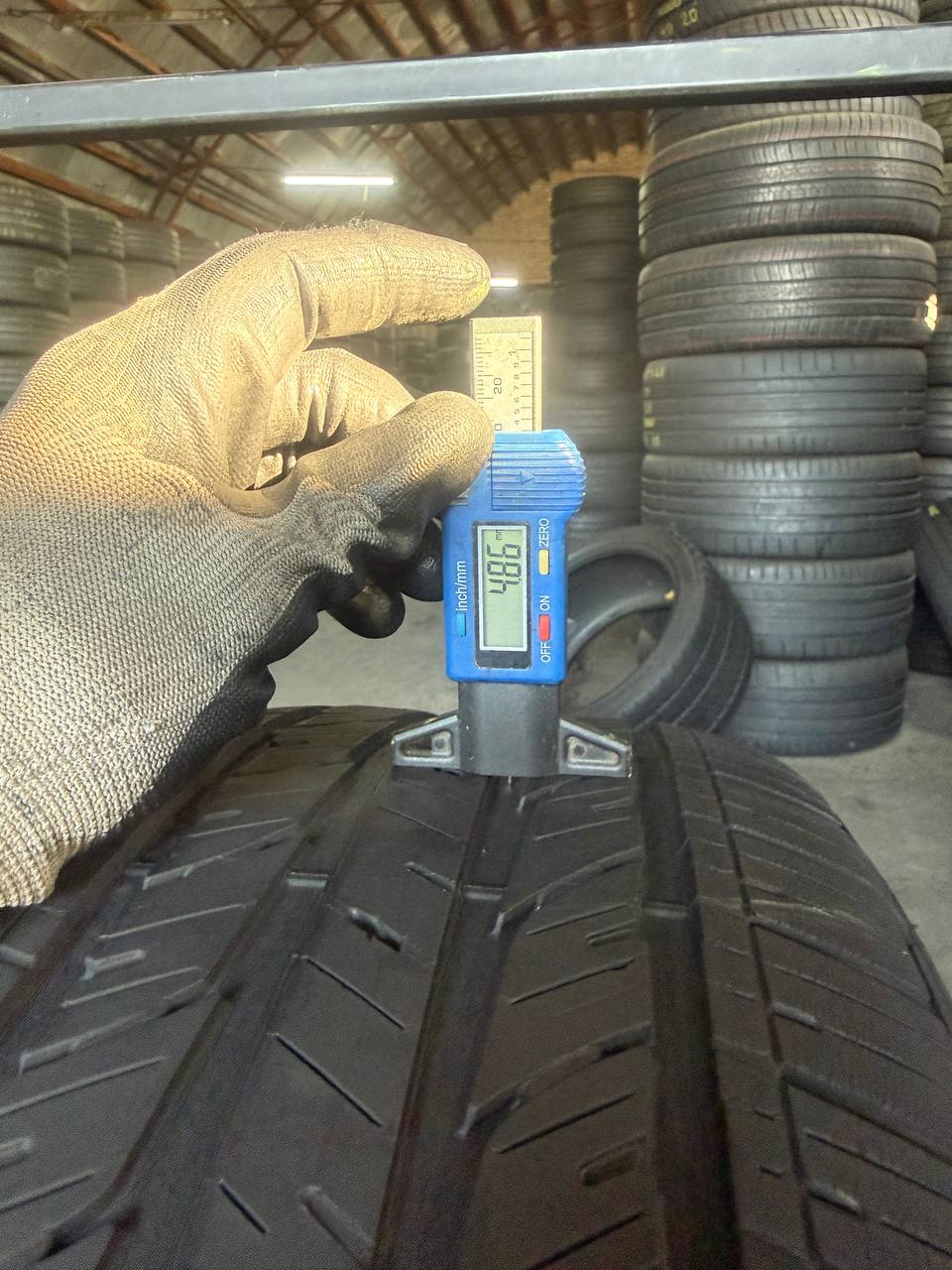 225/40 R19 Bridgestone Turanza LS100