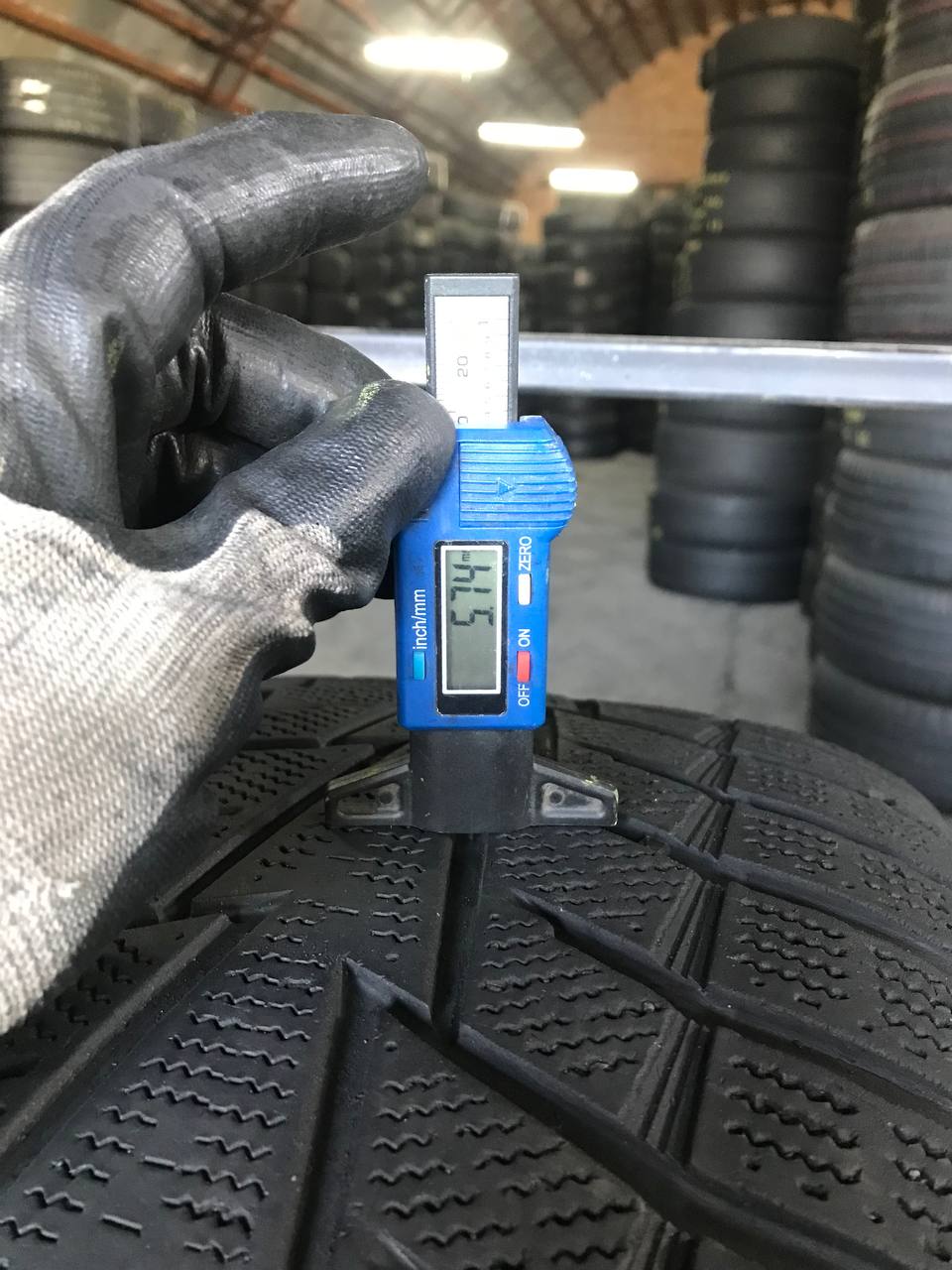285/50 R20 Hankook Winter I*Cept X