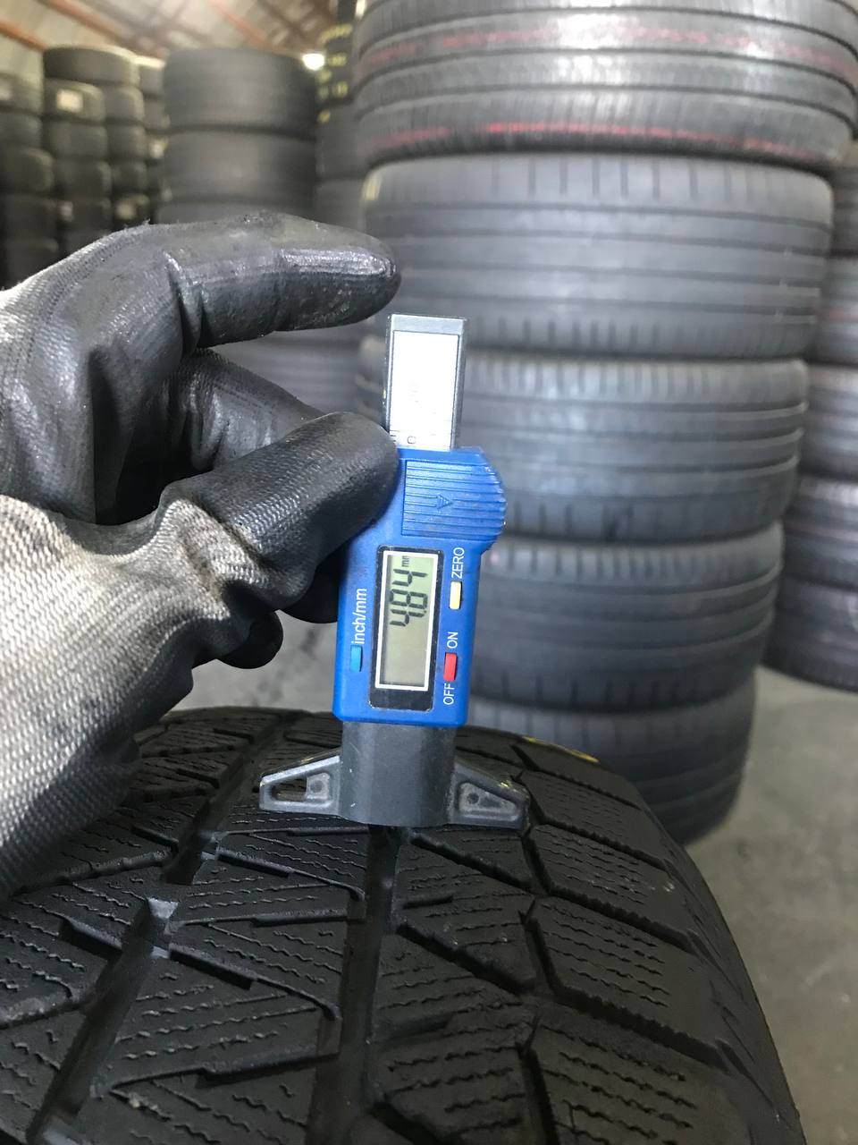 205/60 R16 Bridgestone Blizzak WS80