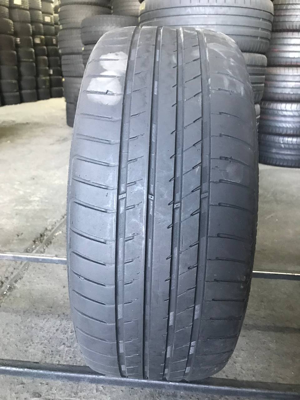 225/45 R17 Cosmo MuchoMacho