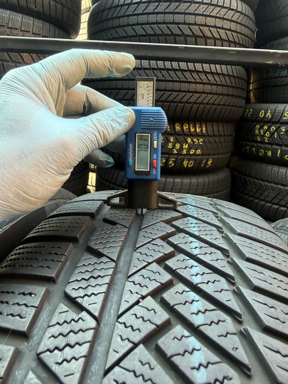 235/50 R19 Continental WinterContact TS 850P