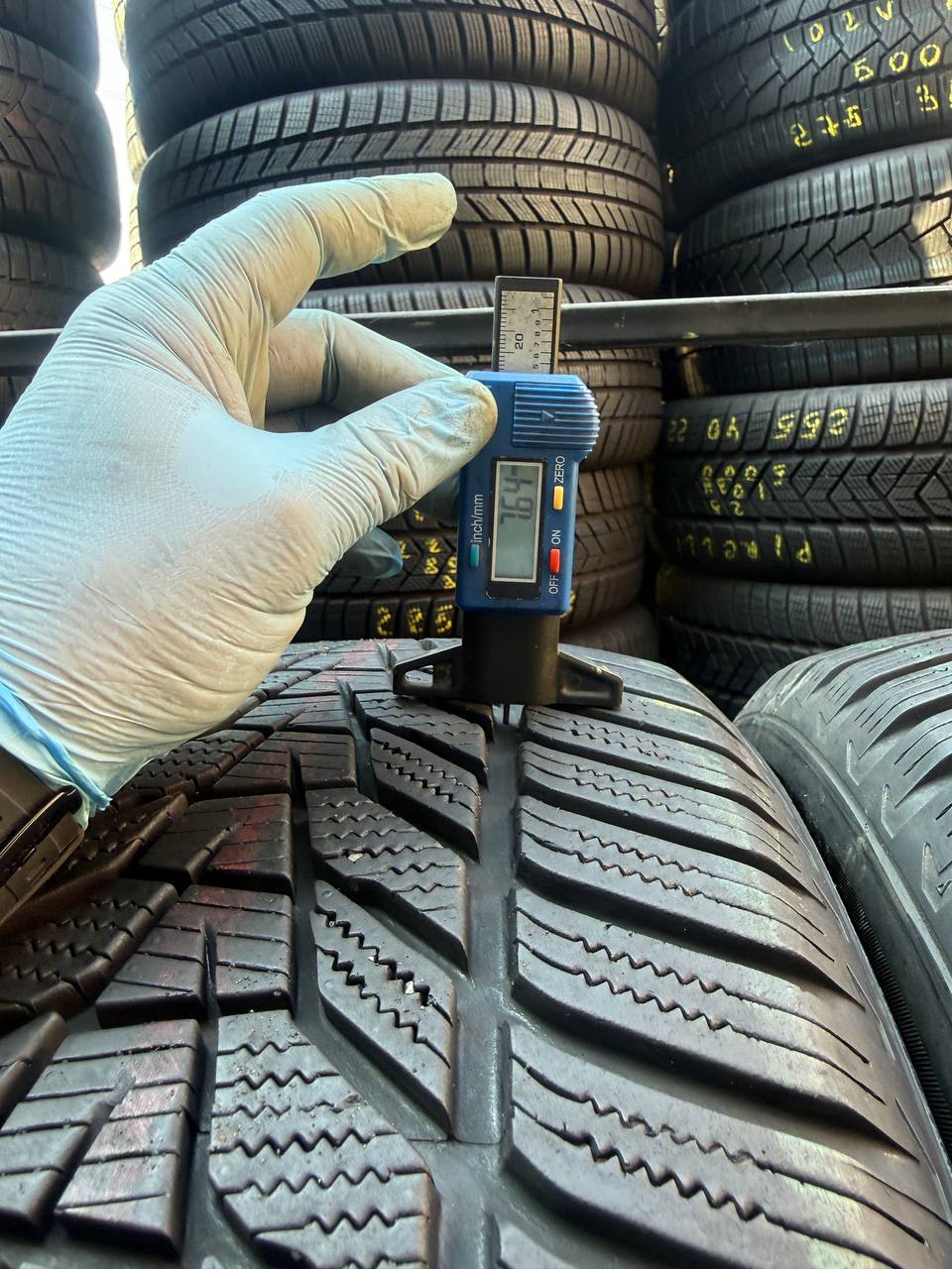 255/55 R19 Hankook Winter I*Cept Evo 3 X