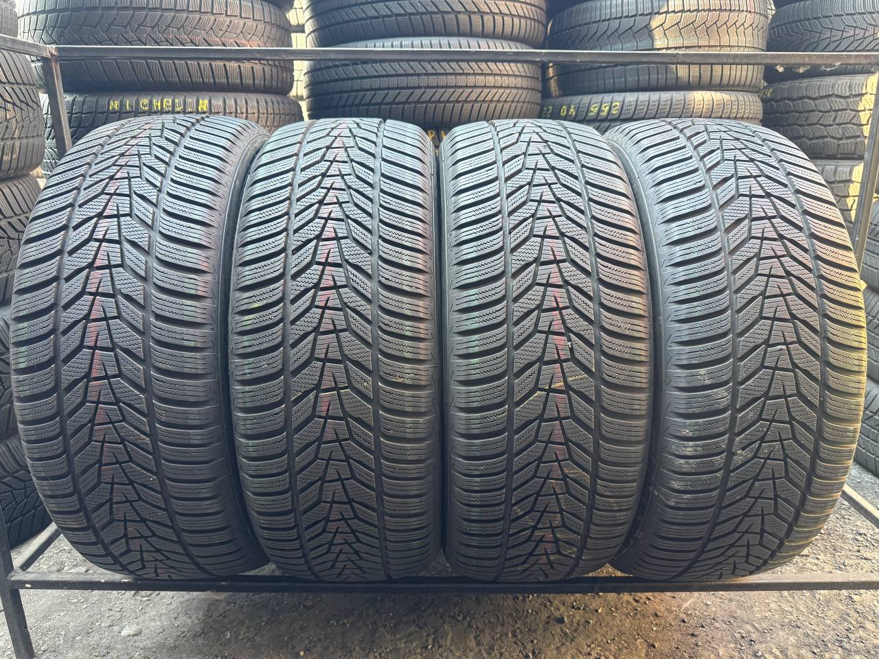 255/55 R19 Hankook Winter I*Cept Evo 3 X