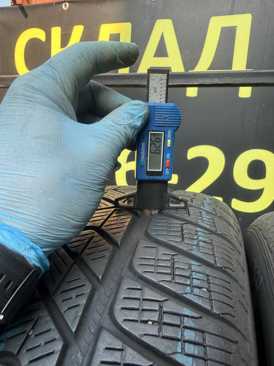 235/55 R19 Pirelli Scorpion Winter