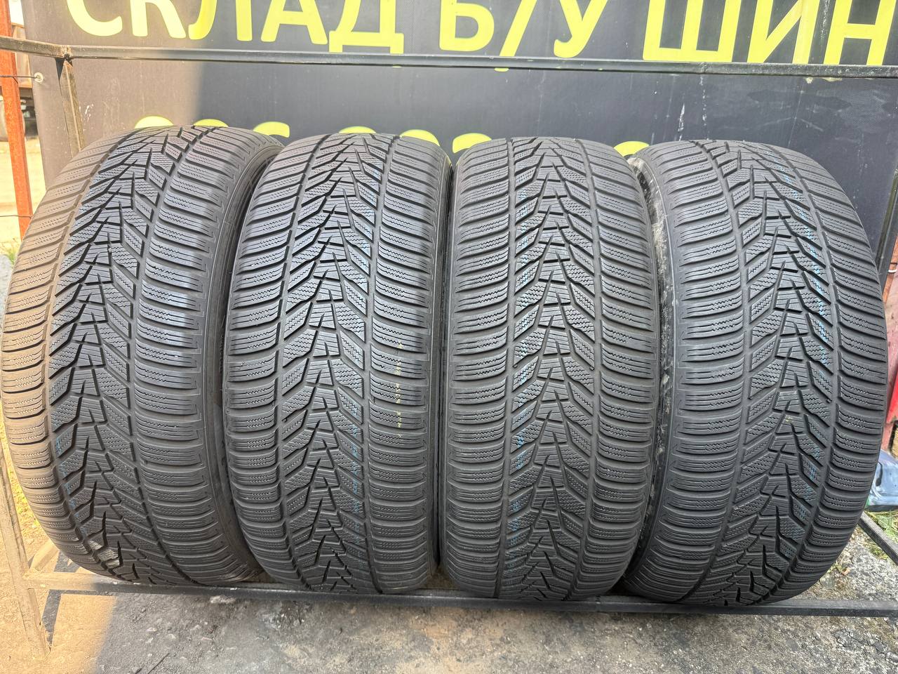 255/50 R20 Hankook Winter I*Cept Evo 3 X