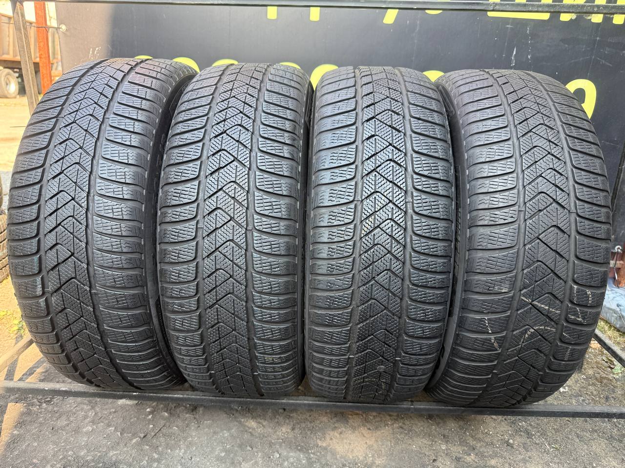 245/50 R19 Pirelli Winter SottoZero 3