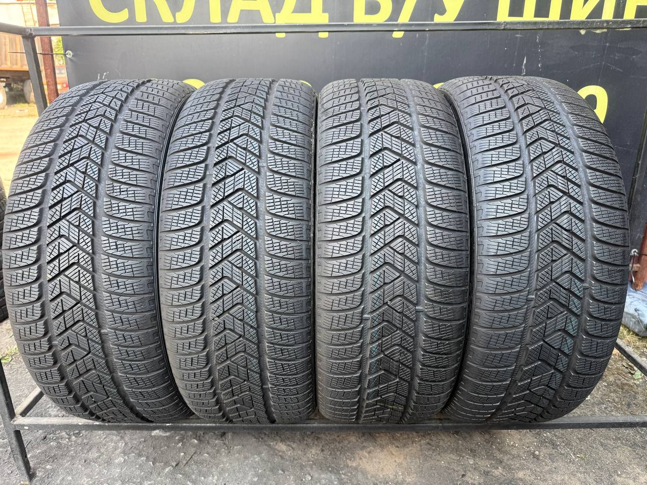 255/40 R22 Pirelli Scorpion Winter