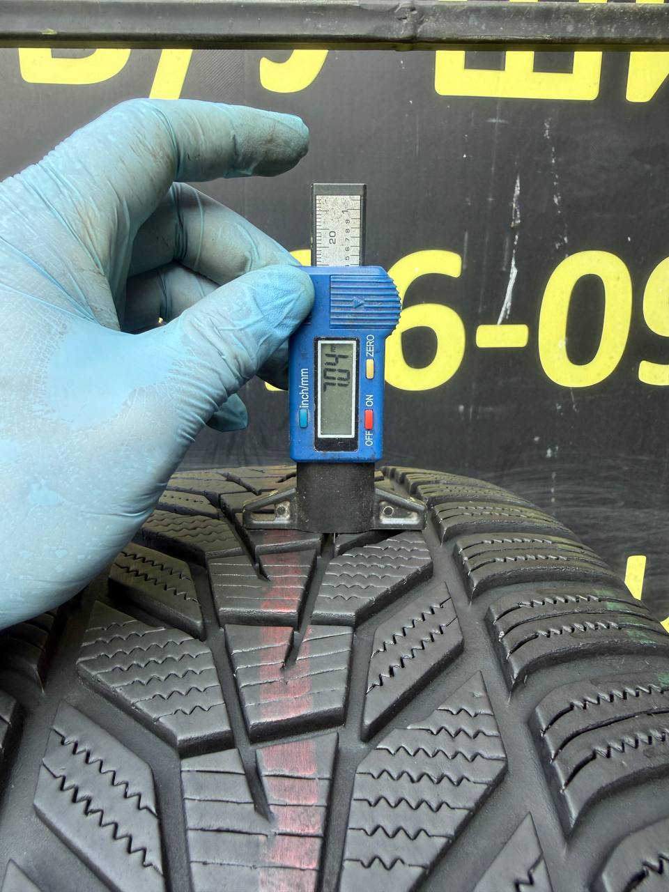 255/45 R18 Hankook Winter I*Cept Evo 3