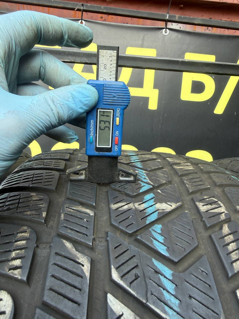 285/45 R20 Pirelli Scorpion Winter