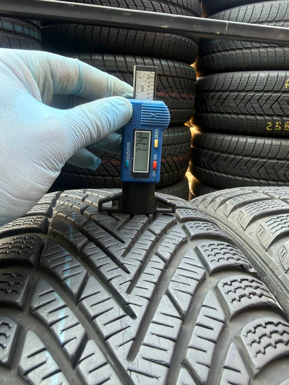 215/60 R17 Pirelli Winter Cinturato